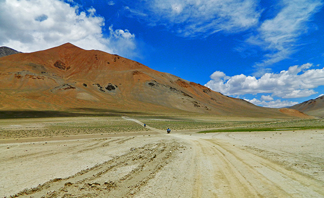 Ladakh Motorcycle Trip - Tso Moriri Lake