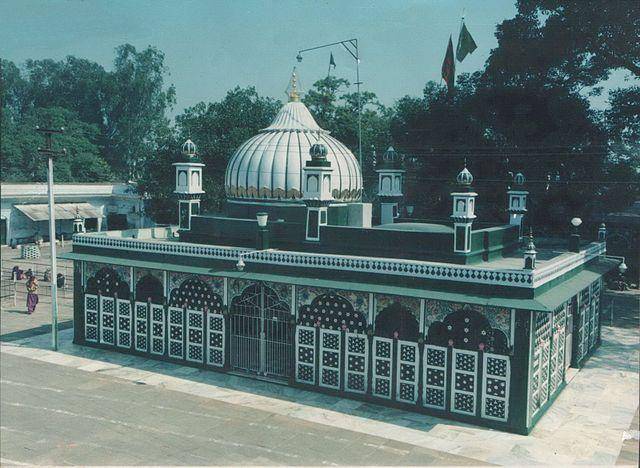 Piran Kaliyar Sharif